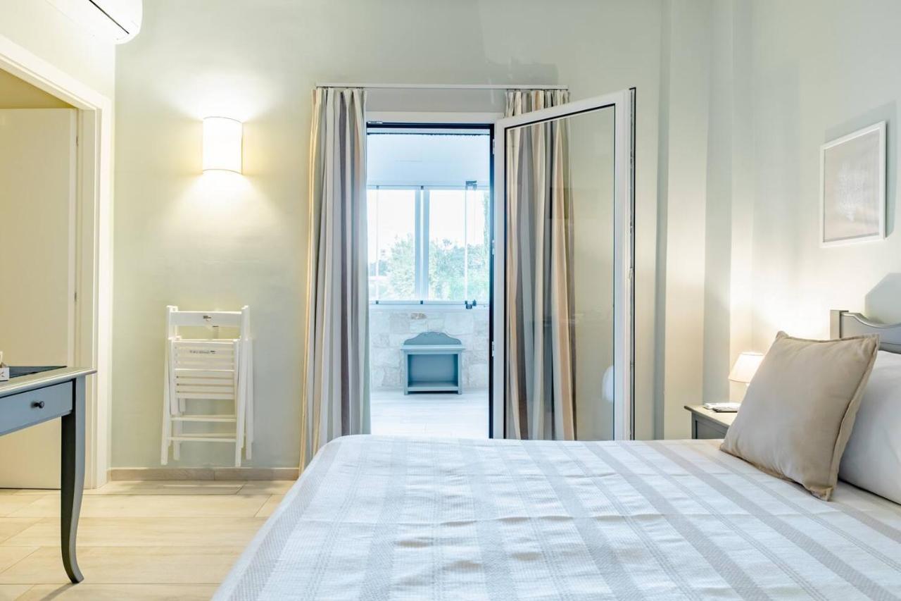 Torrelama Room & Breakfast Trani Eksteriør billede